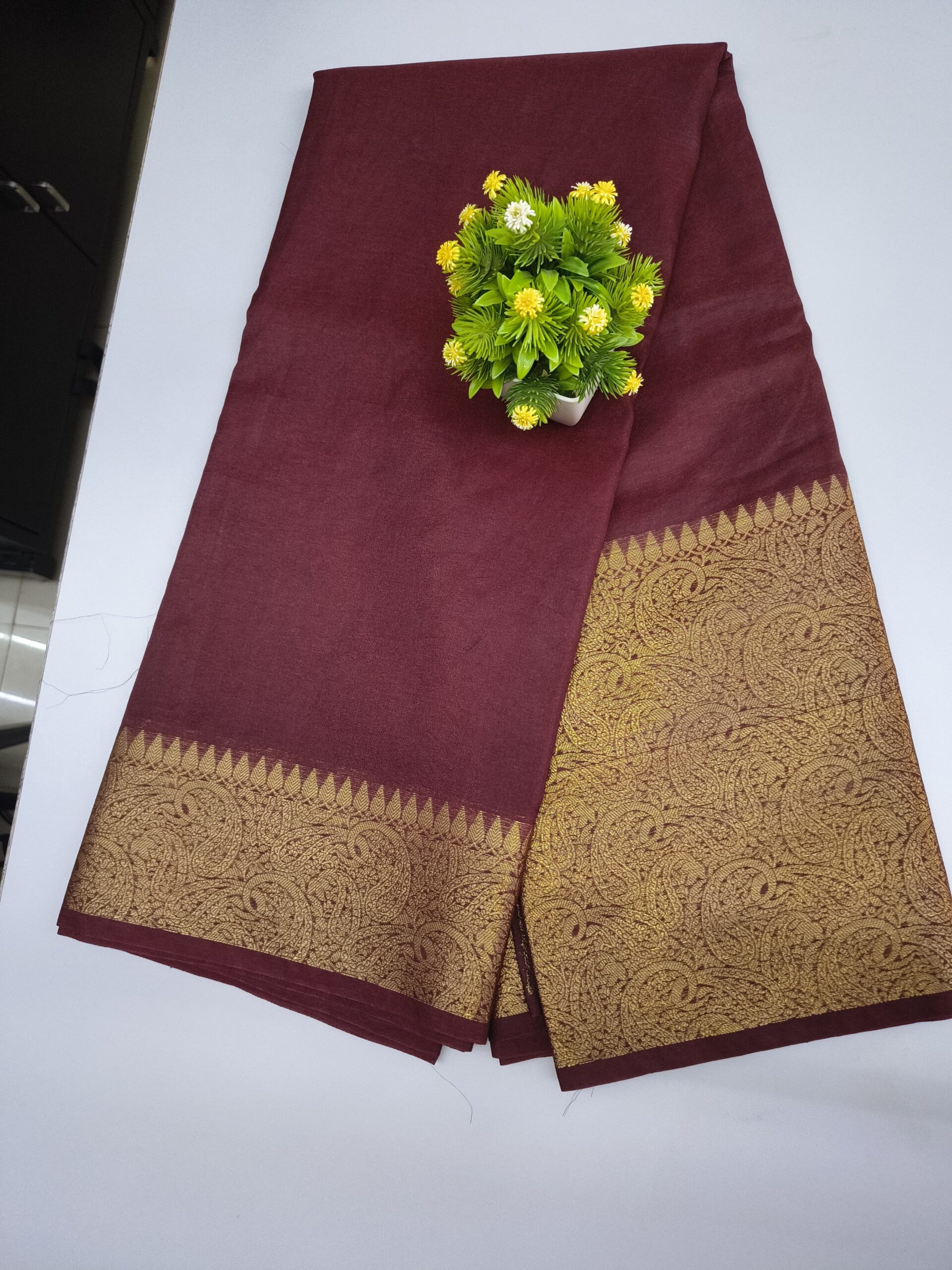 Silk chinon saree