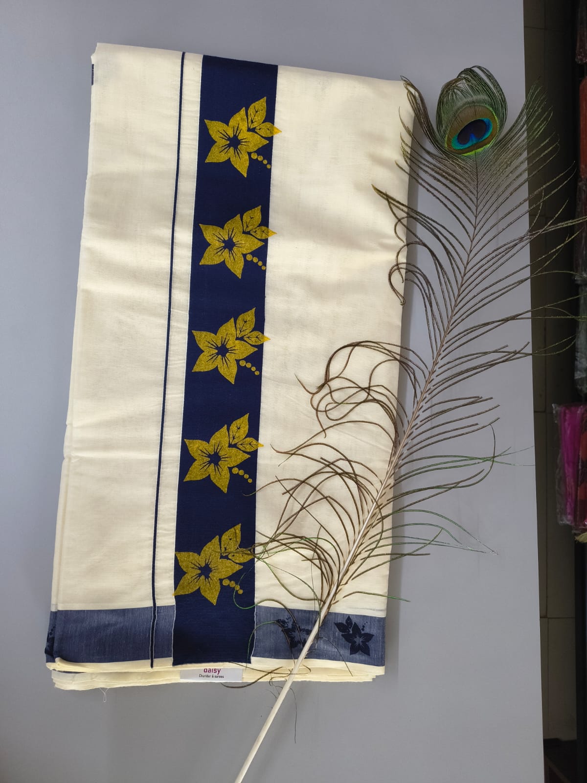 Kerala saree with leaf kasavu border