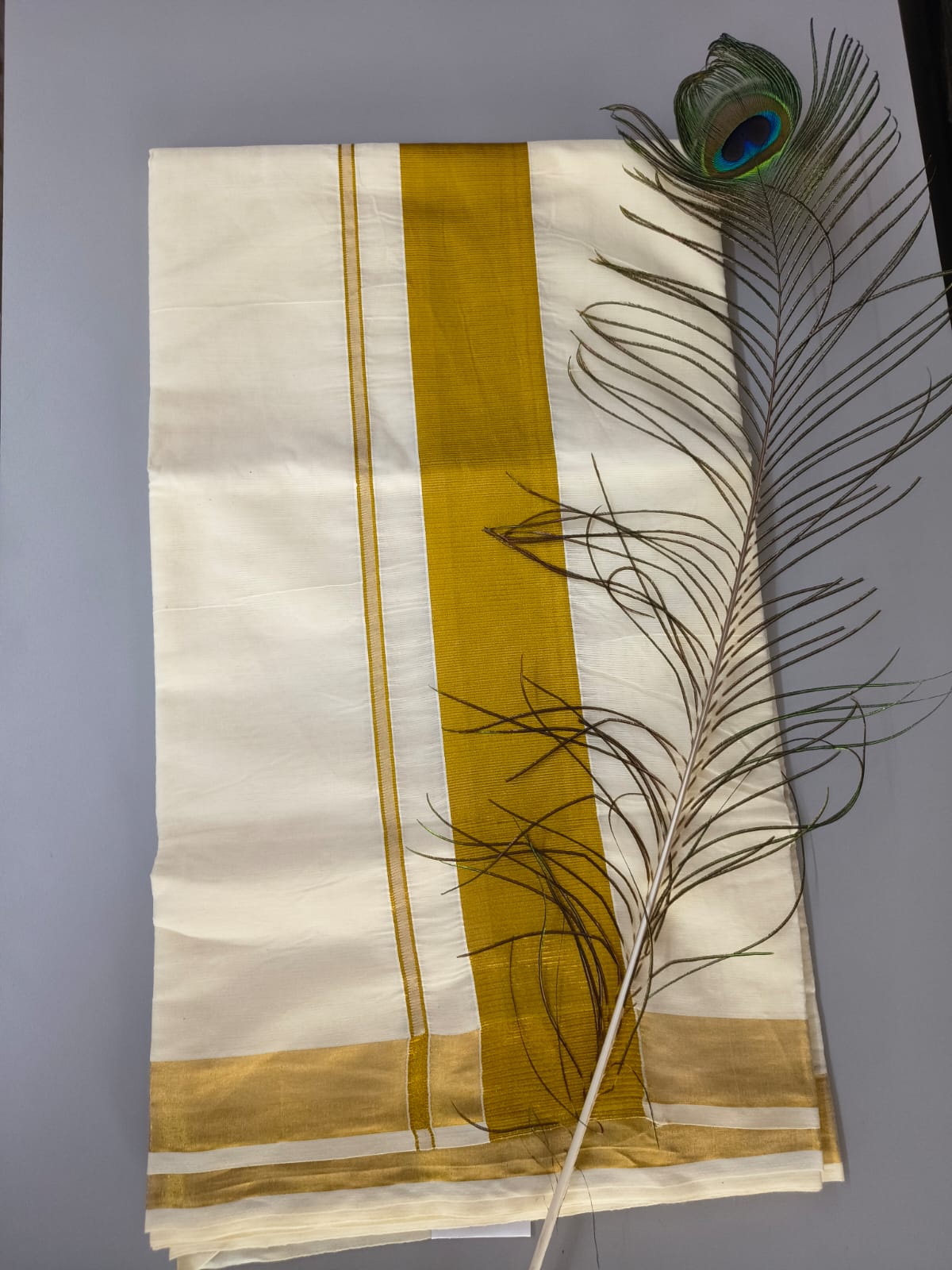 Kerala Saree with golden border